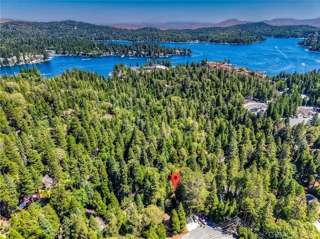 $454,900 | 27941 Rainbow Drive, Lake Arrowhead, CA 92352
