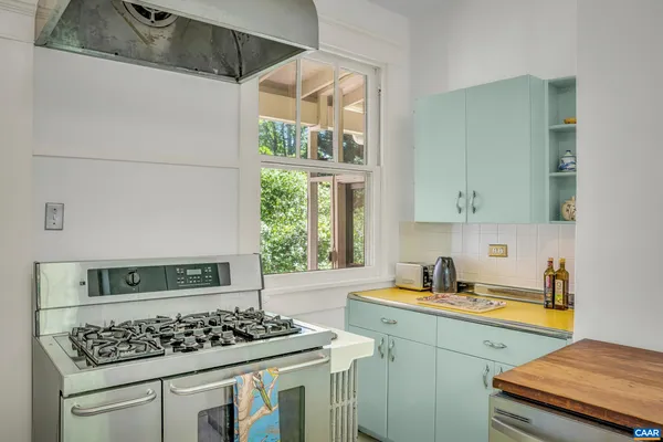 $4,800 | 502 Park Hill, Charlottesville, VA 22902