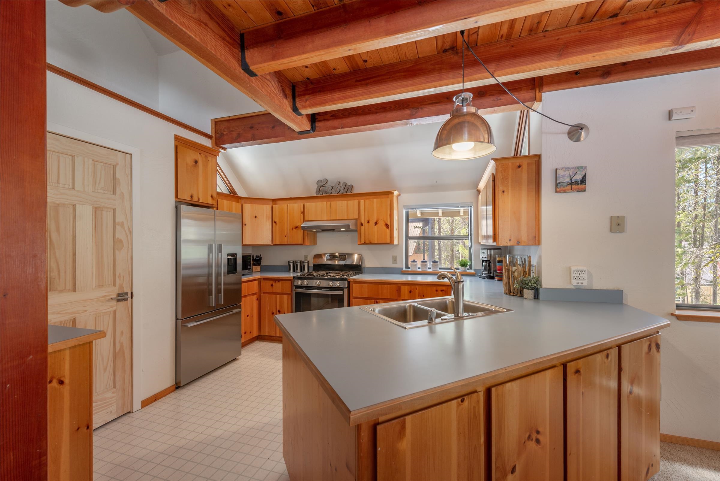 7359 Cascade Road Soda Springs, CA 95728 - Photo 7 of 18 Gallery Image 7