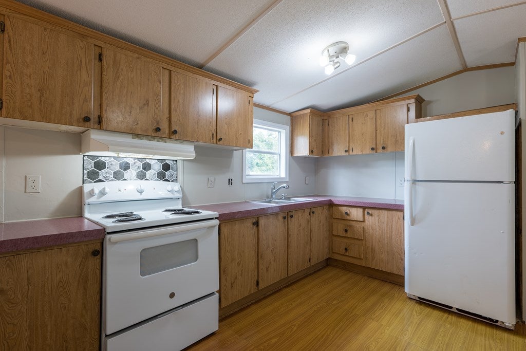 6380 Quarterman Road Hahira, GA 31632 - Photo 7 of 24 Gallery Image 7