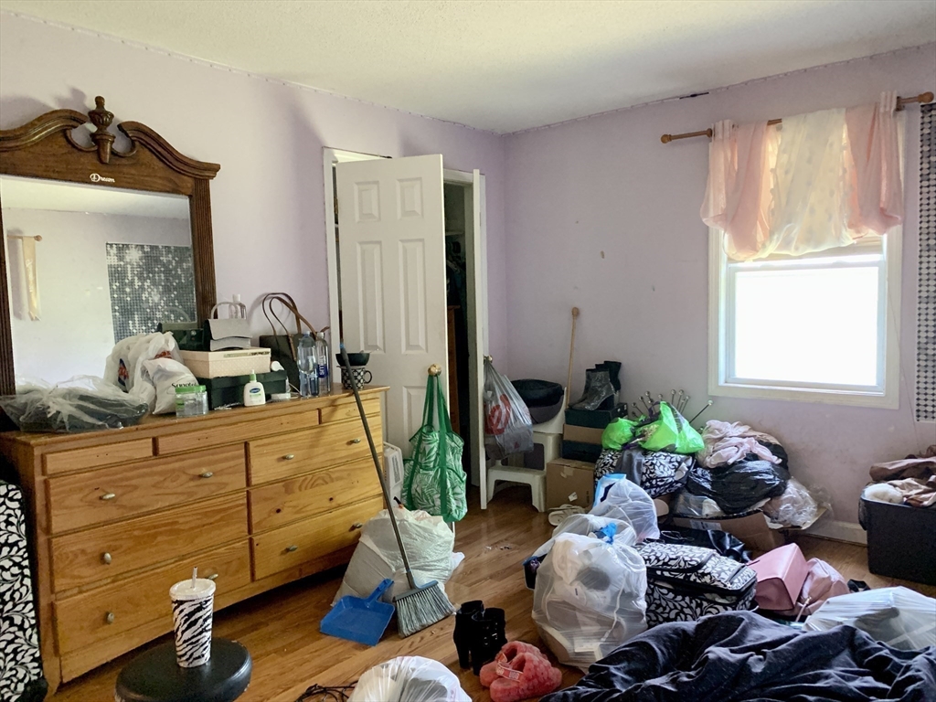 52 Tyler Street Springfield, MA 01109 - Photo 13 of 23 Gallery Image 13