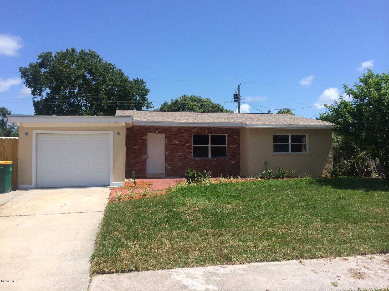 2104 Woodbury Road Melbourne, FL 32935 - Photo 1 of 5 photo 1 (1)