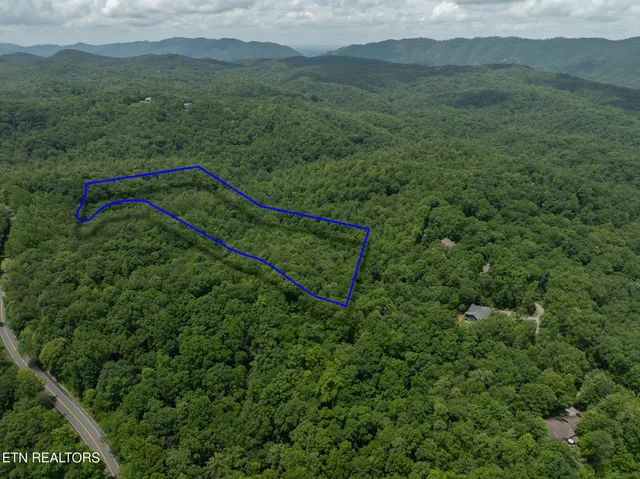 $635,000 | 1948 Grouse Top Road, Walland, TN 37886