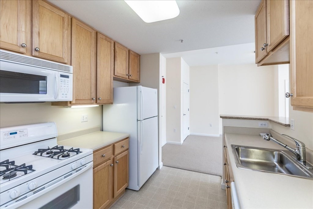 36 Village Road, Unit 514 Middleton, MA 01949 - Photo 16 of 42