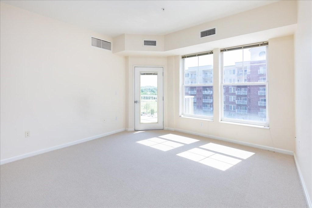 36 Village Road, Unit 514 Middleton, MA 01949 - Photo 10 of 42