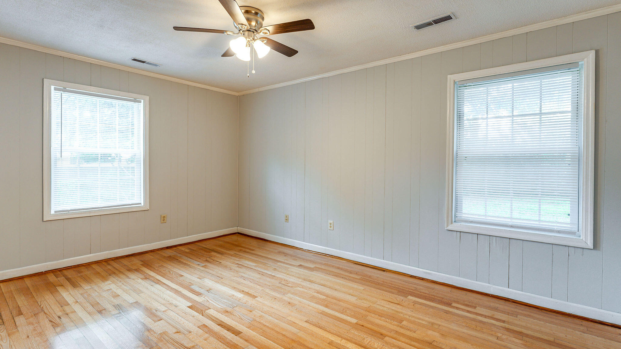 692 York Street Mount Pleasant, SC 29464 - Photo 17 of 28