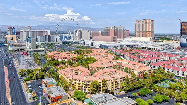 $1,995 | 220 East Flamingo Road, Unit 123, Las Vegas, NV 89169
