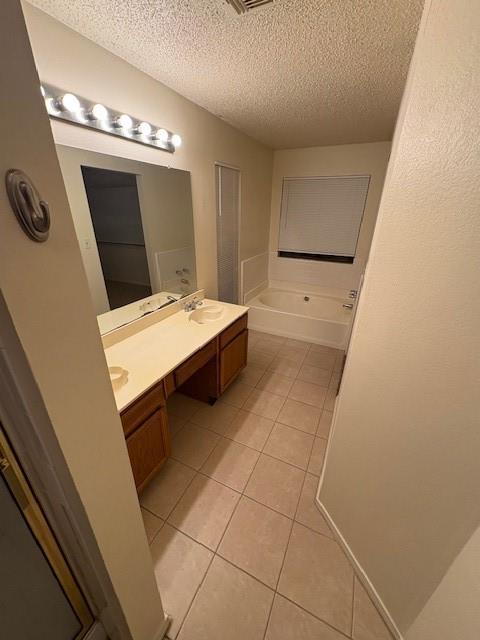 7814 Estates Way Rowlett, TX 75089 - Photo 6 of 9 a room with a table and a mirror