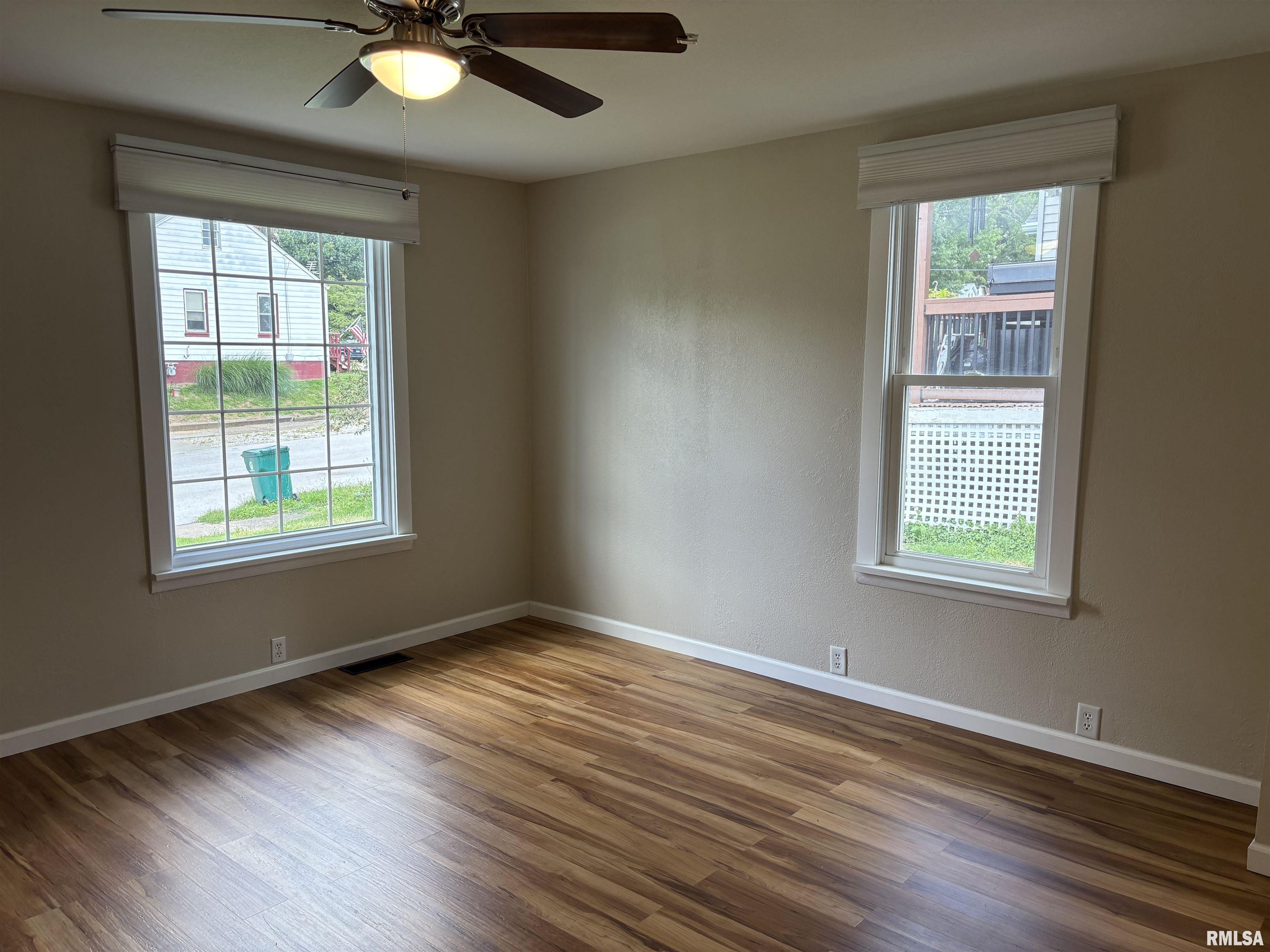 1824 Madison Street Quincy, IL 62301 - Photo 12 of 23