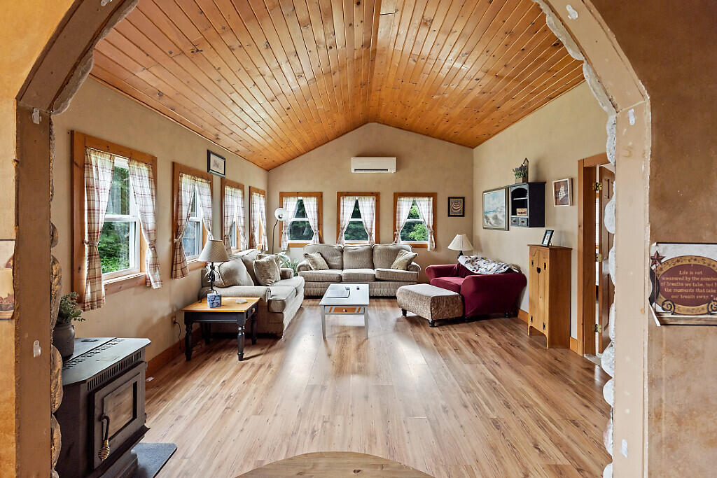 738 Payson Road Union, ME 04862 - Photo 24 of 64 23_BP5A0210_DxO_mls