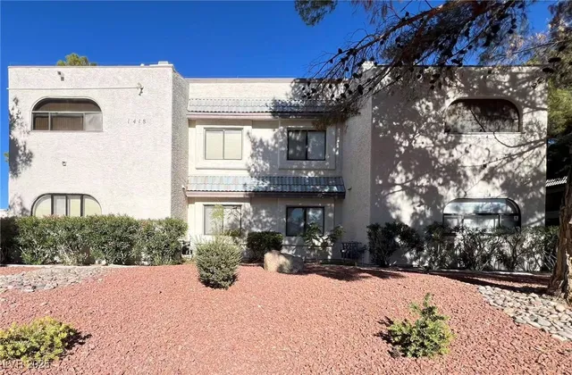 $1,300 | 1418 Santa Margarita Street, Unit G, Las Vegas, NV 89146