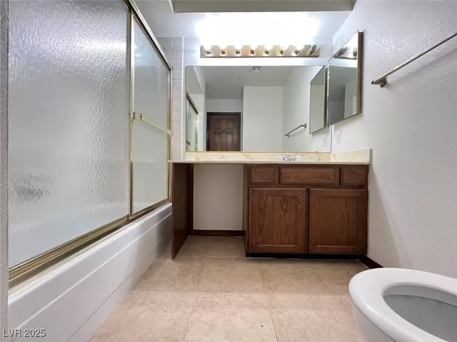 $1,300 | 1418 Santa Margarita Street, Unit G, Las Vegas, NV 89146