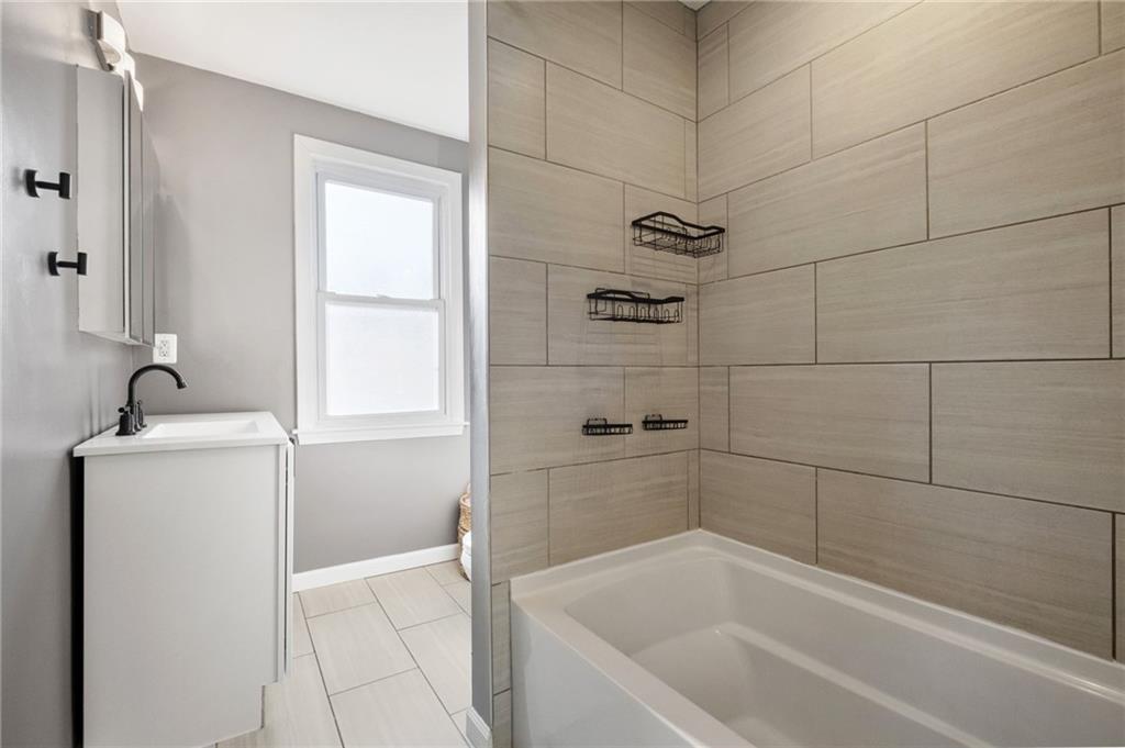 3034 Pinehurst Avenue Pittsburgh, PA 15216 - Photo 17 of 35