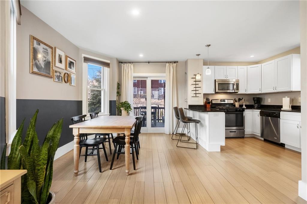 3034 Pinehurst Avenue Pittsburgh, PA 15216 - Photo 5 of 35