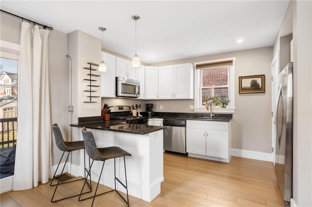 3034 Pinehurst Avenue Pittsburgh, PA 15216 - Photo 8 of 35