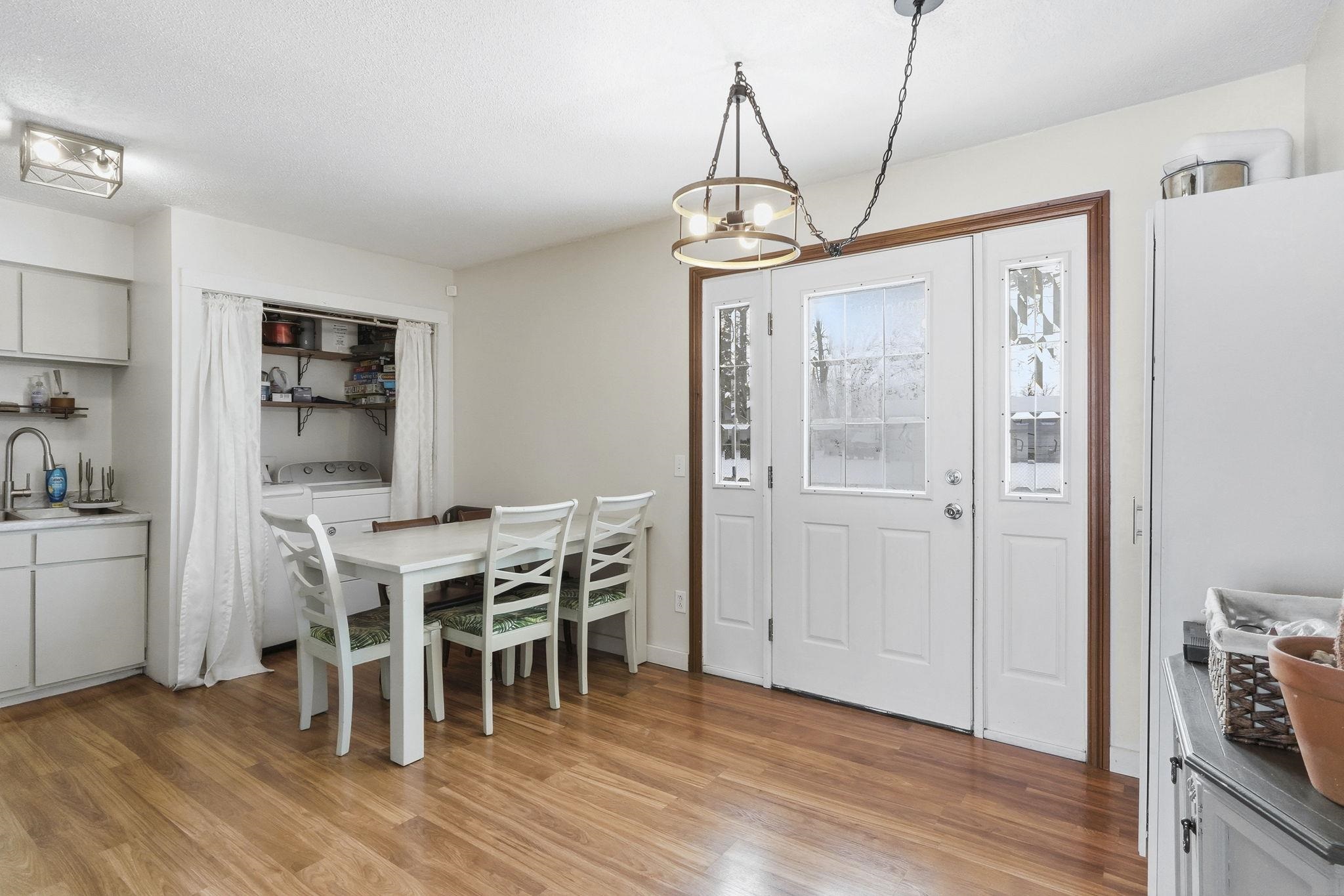 312 North Park Lane Butler, IN 46721 - Photo 8 of 35