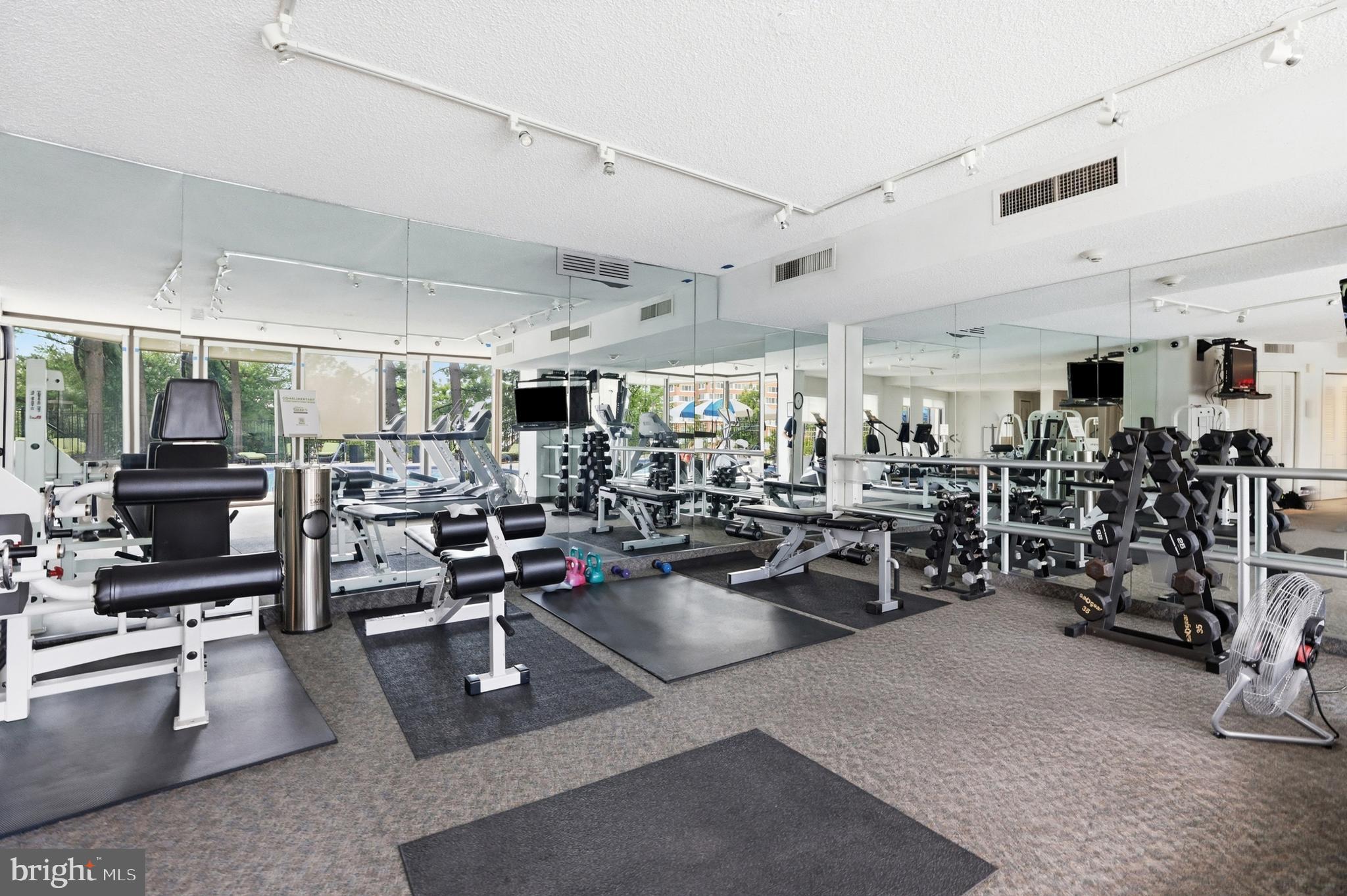 1101 South Arlington Ridge Road, Unit 710 Arlington, VA 22202 - Photo 36 of 52