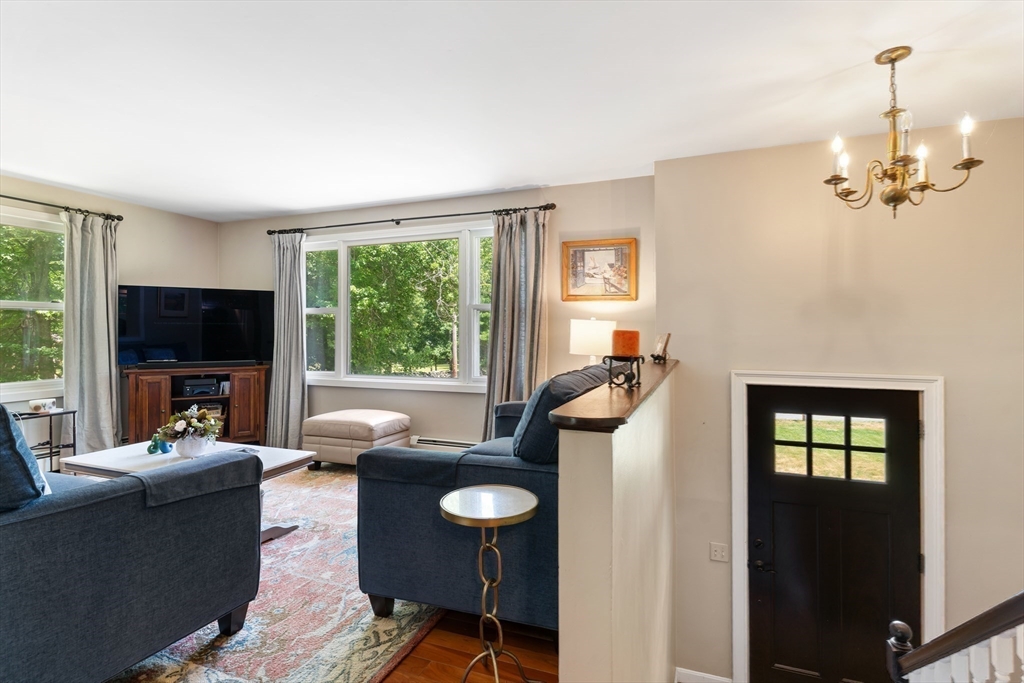 77 Locust Street Freetown, MA 02702 - Photo 6 of 37