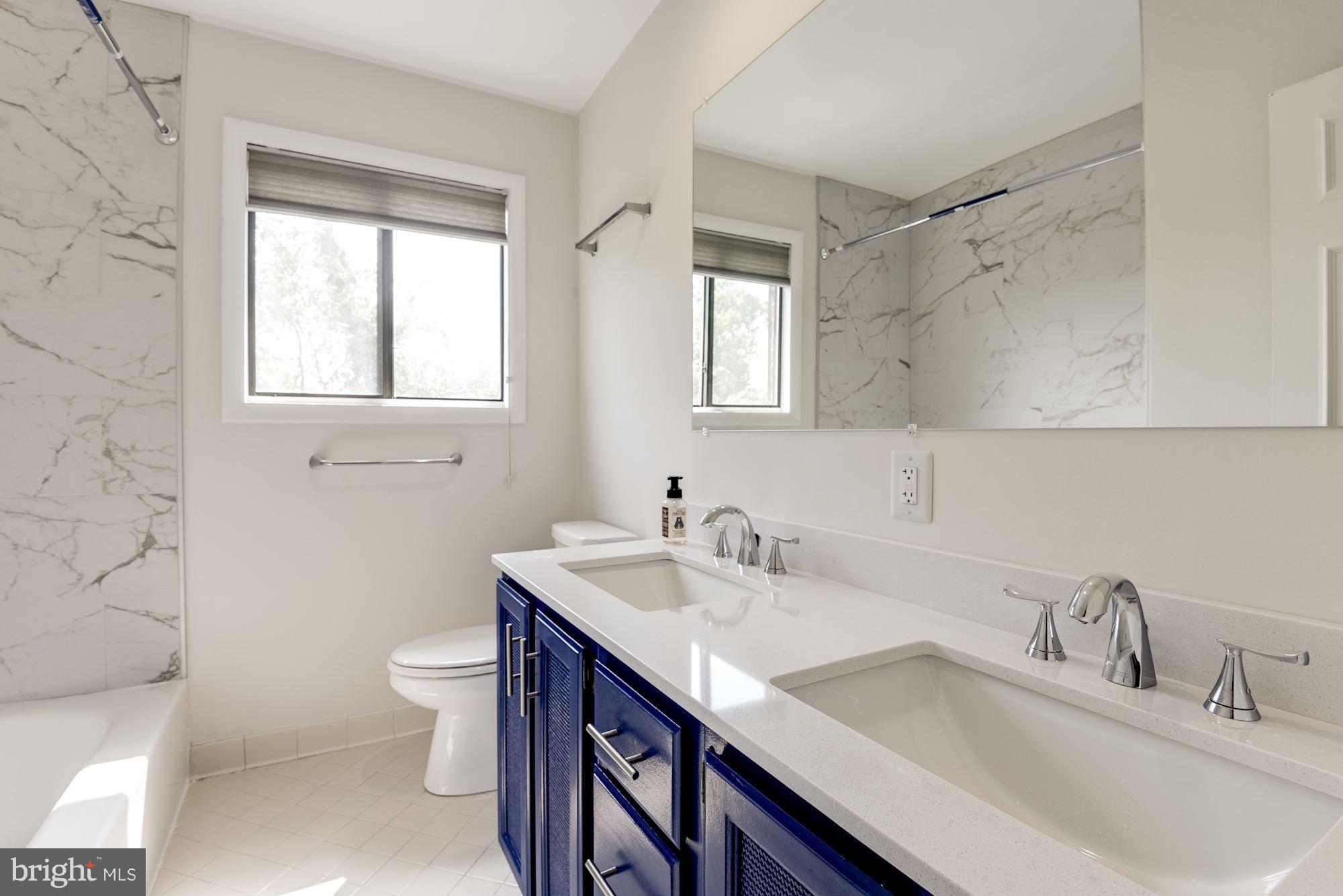 103 Skyhill Road, Unit 8 Alexandria, VA 22314 - Photo 13 of 26 Updated full bath.