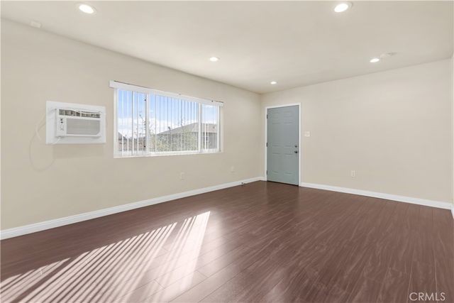 $3,300 | 868 West Walnut Avenue, Unit G, Monrovia, CA 91016