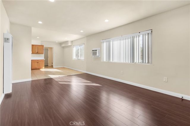 $3,300 | 868 West Walnut Avenue, Unit G, Monrovia, CA 91016
