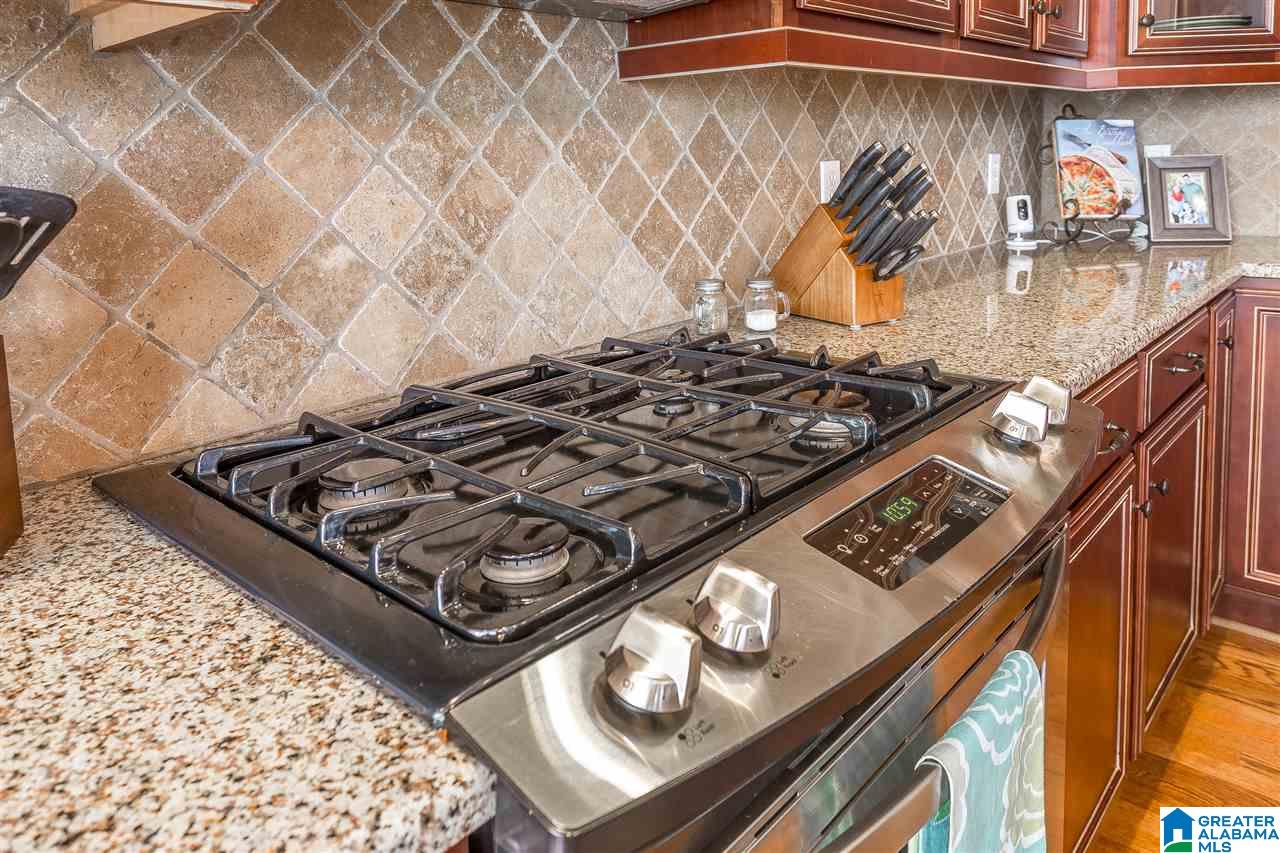 520 Lake Ridge Drive Bessemer, AL 35020 - Photo 16 of 37