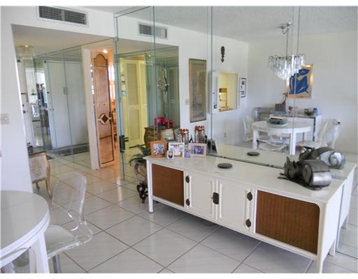 6200 Northwest 2nd Avenue, Unit 418 Boca Raton, FL 33487 - Photo 3 of 25 Additional Photo