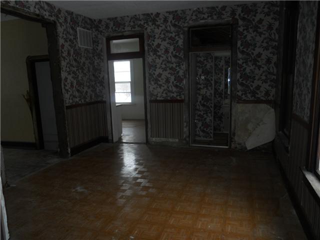 2909 Bluff Road Indianapolis, IN 46225 - Photo 3 of 5 Gallery Image 3