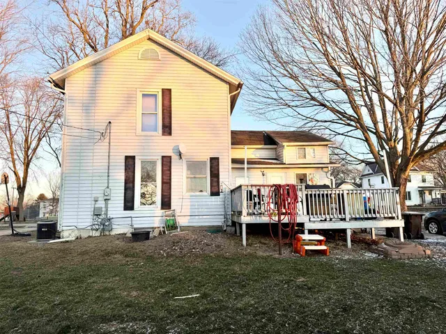 $99,900 | 318 South Chestnut Street, Shannon, IL 61078