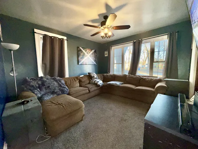 $99,900 | 318 South Chestnut Street, Shannon, IL 61078