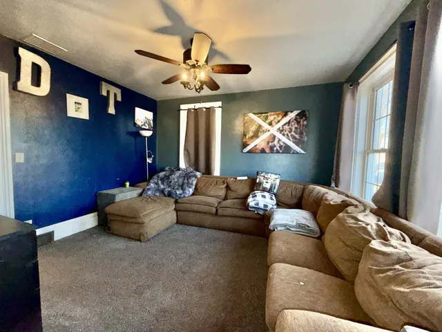 $99,900 | 318 South Chestnut Street, Shannon, IL 61078