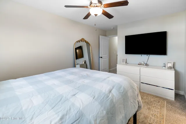 $1,700 | 72 Catalina Circle, Swansboro, NC 28584