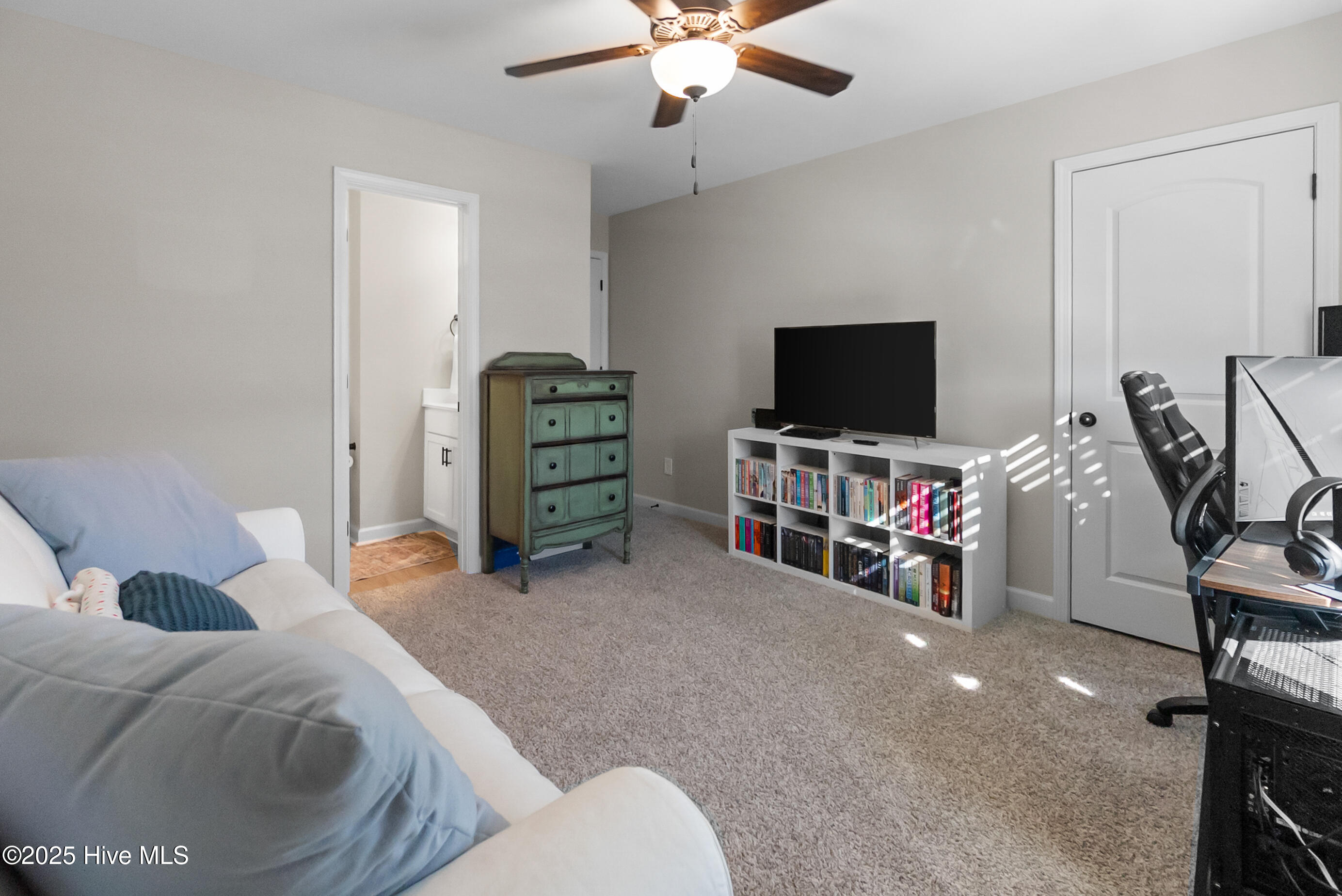 72 Catalina Circle Swansboro, NC 28584 - Photo 19 of 36 Guest BR1