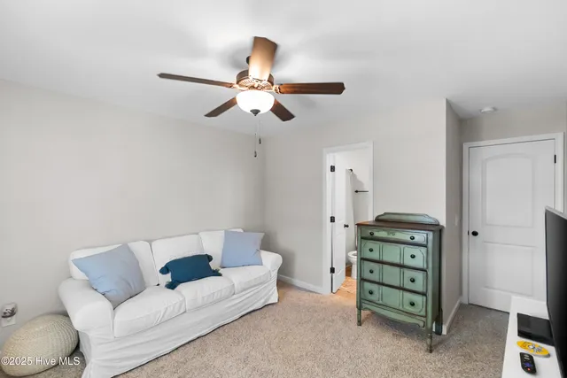 $1,700 | 72 Catalina Circle, Swansboro, NC 28584