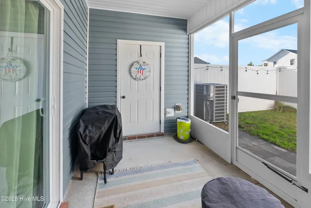 $1,700 | 72 Catalina Circle, Swansboro, NC 28584