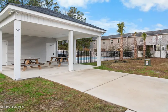 $1,700 | 72 Catalina Circle, Swansboro, NC 28584