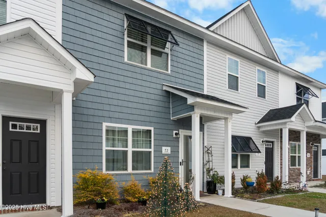 $1,700 | 72 Catalina Circle, Swansboro, NC 28584