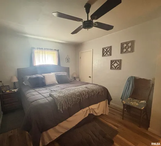 $80,000 | 897 20th Avenue, Roseville, IL 61473