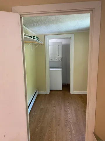 $1,600 | 70 Walnut Street, Putnam, CT 06260