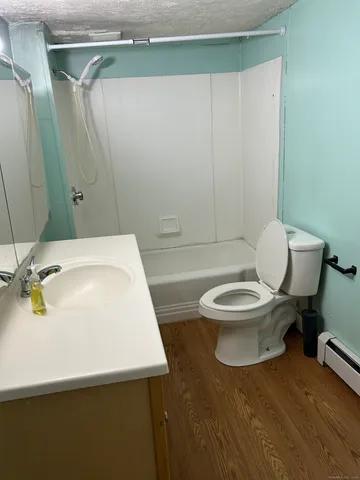 $1,600 | 70 Walnut Street, Putnam, CT 06260