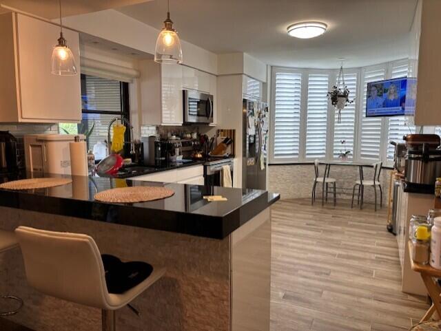 17109 Waterbend Drive, Unit 124 Jupiter, FL 33477 - Photo 2 of 12 kitchen