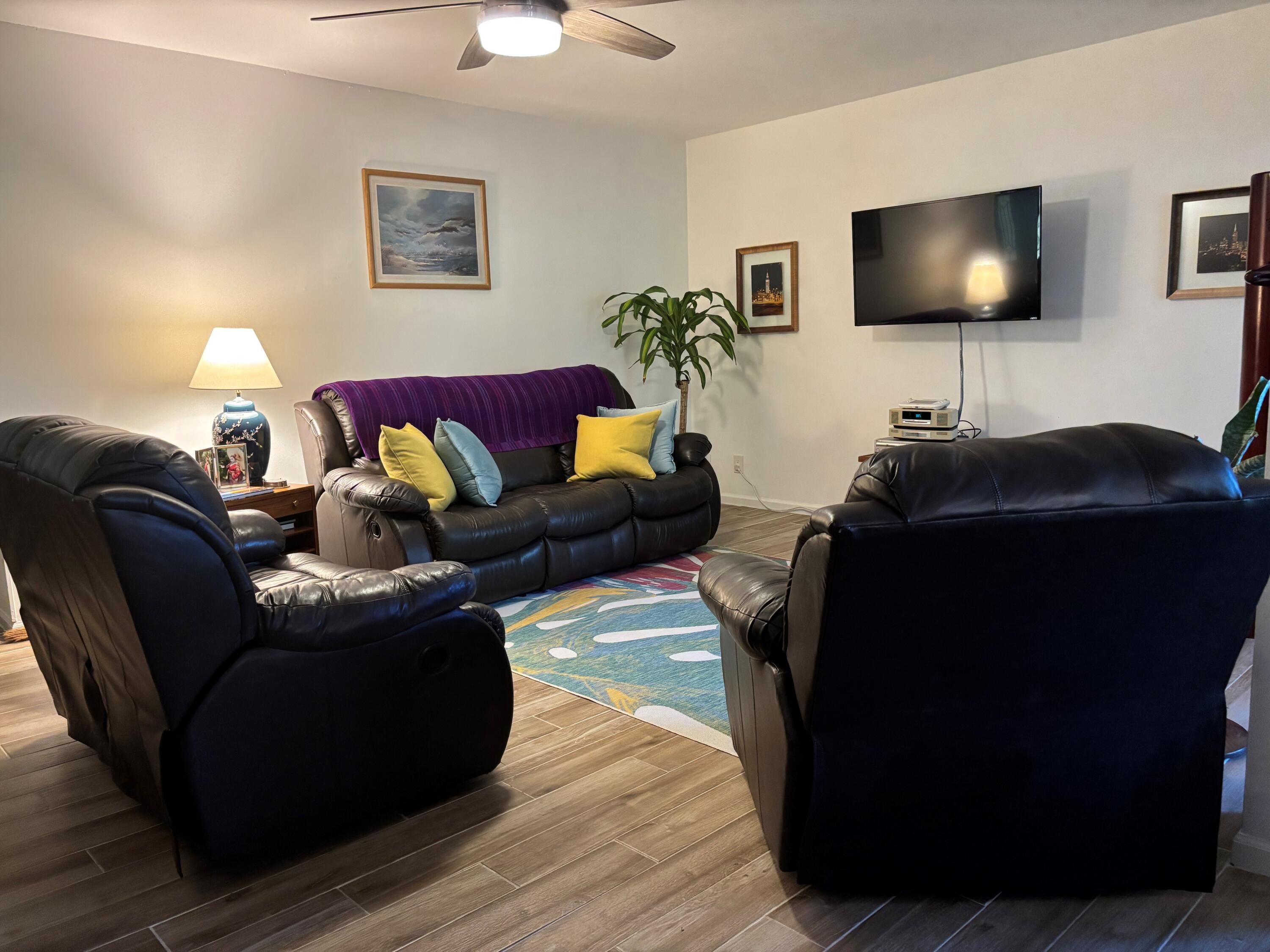 17109 Waterbend Drive, Unit 124 Jupiter, FL 33477 - Photo 3 of 12 Living Room