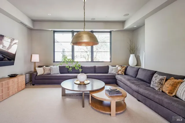 $9,800,000 | 710 Soscol Creek Road, Napa, CA 94559