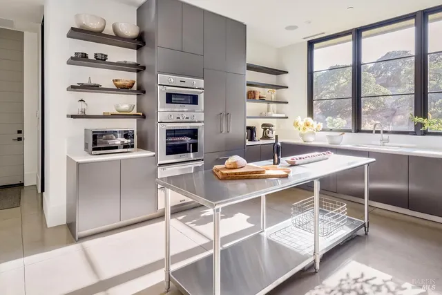 $9,800,000 | 710 Soscol Creek Road, Napa, CA 94559