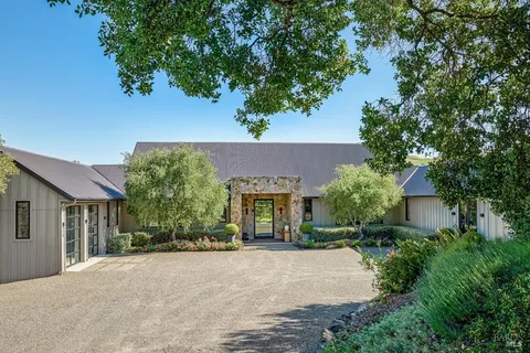 $9,800,000 | 710 Soscol Creek Road, Napa, CA 94559