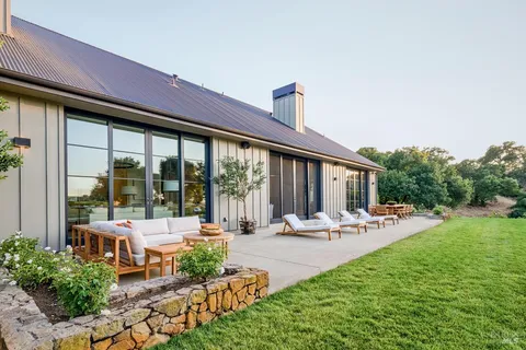 $9,800,000 | 710 Soscol Creek Road, Napa, CA 94559