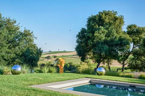 $9,800,000 | 710 Soscol Creek Road, Napa, CA 94559