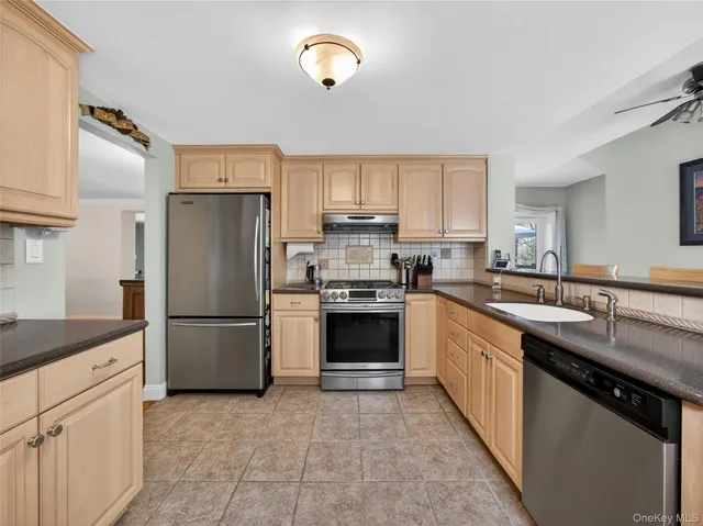 $839,000 | 1 Farview Terrace, Suffern, NY 10901