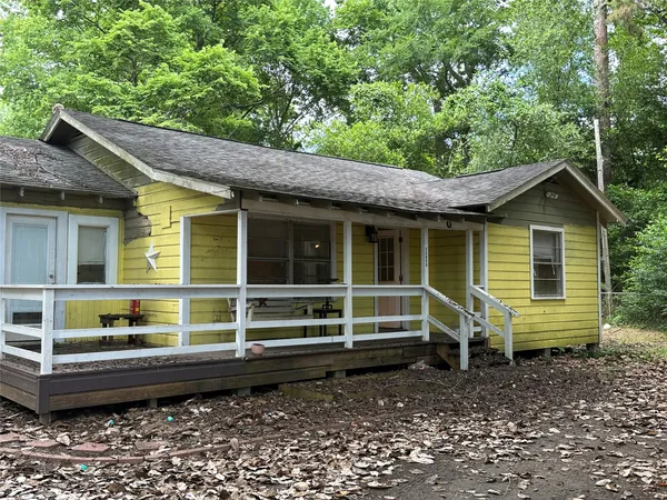 $1,400 | 13820 Farm To Market 787, Cleveland, TX 77327