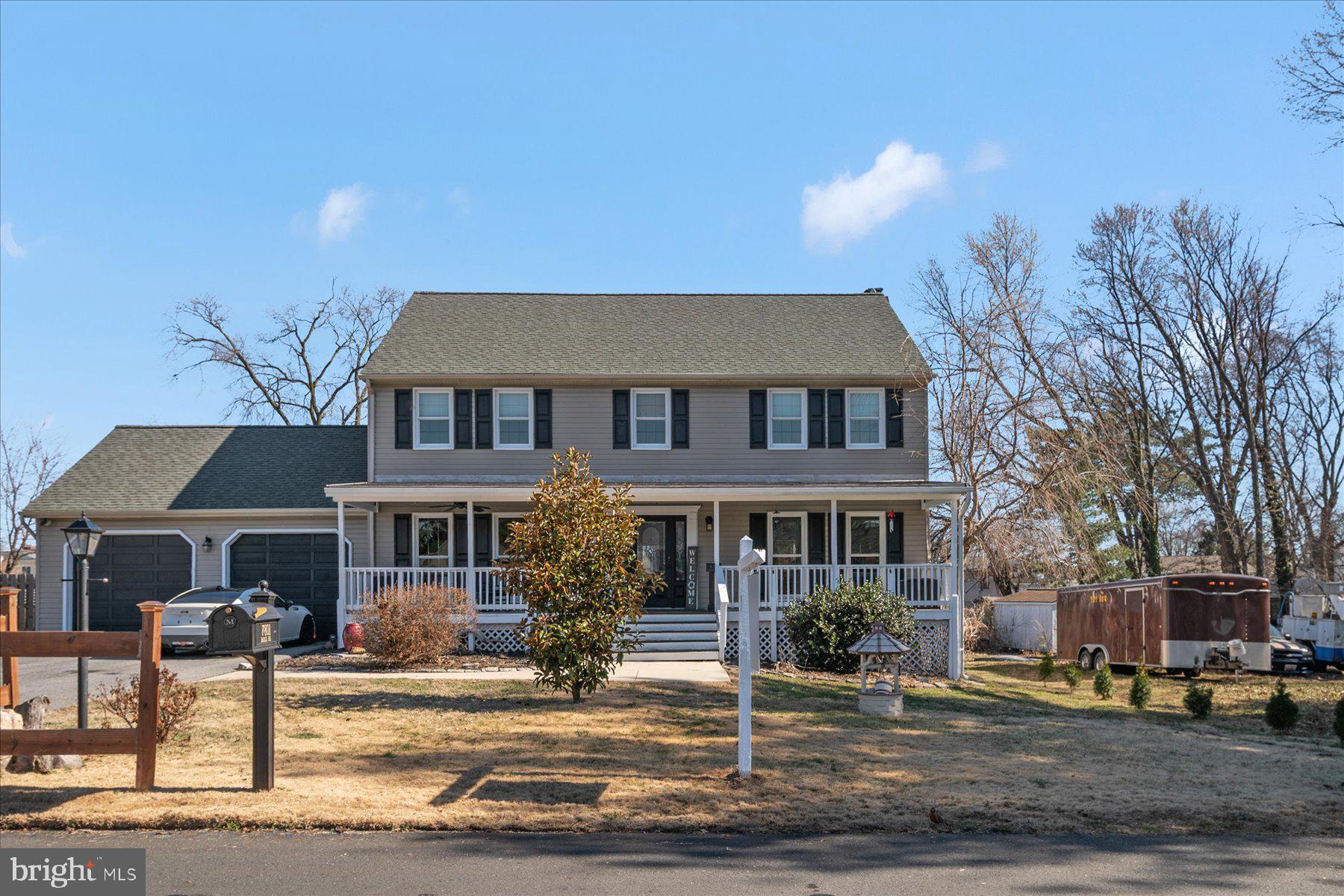 7801 Harle Road Pasadena, MD 21122 - Photo 4 of 64 a front view of a house
